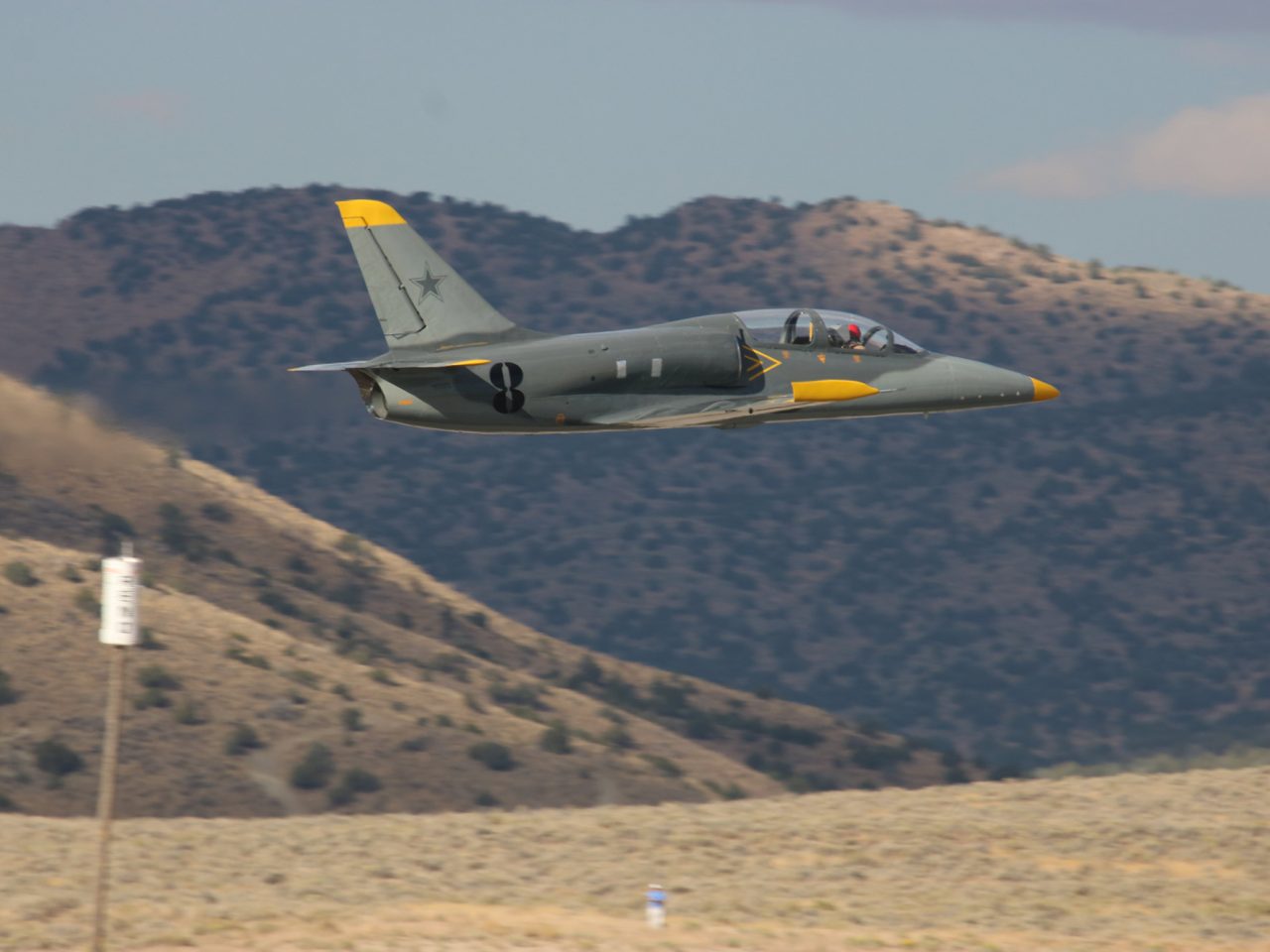 Jet-8-qual-160912Reno_3288